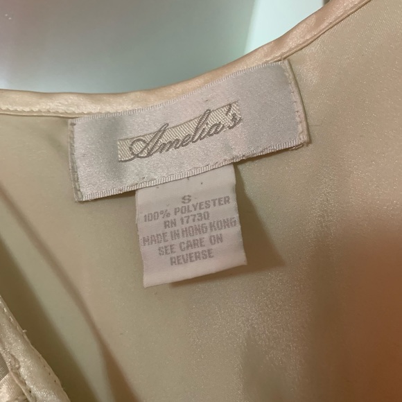 VINTAGE WHITE/CREAM SLIP DRESS — Amelia’s - Picture 2 of 4